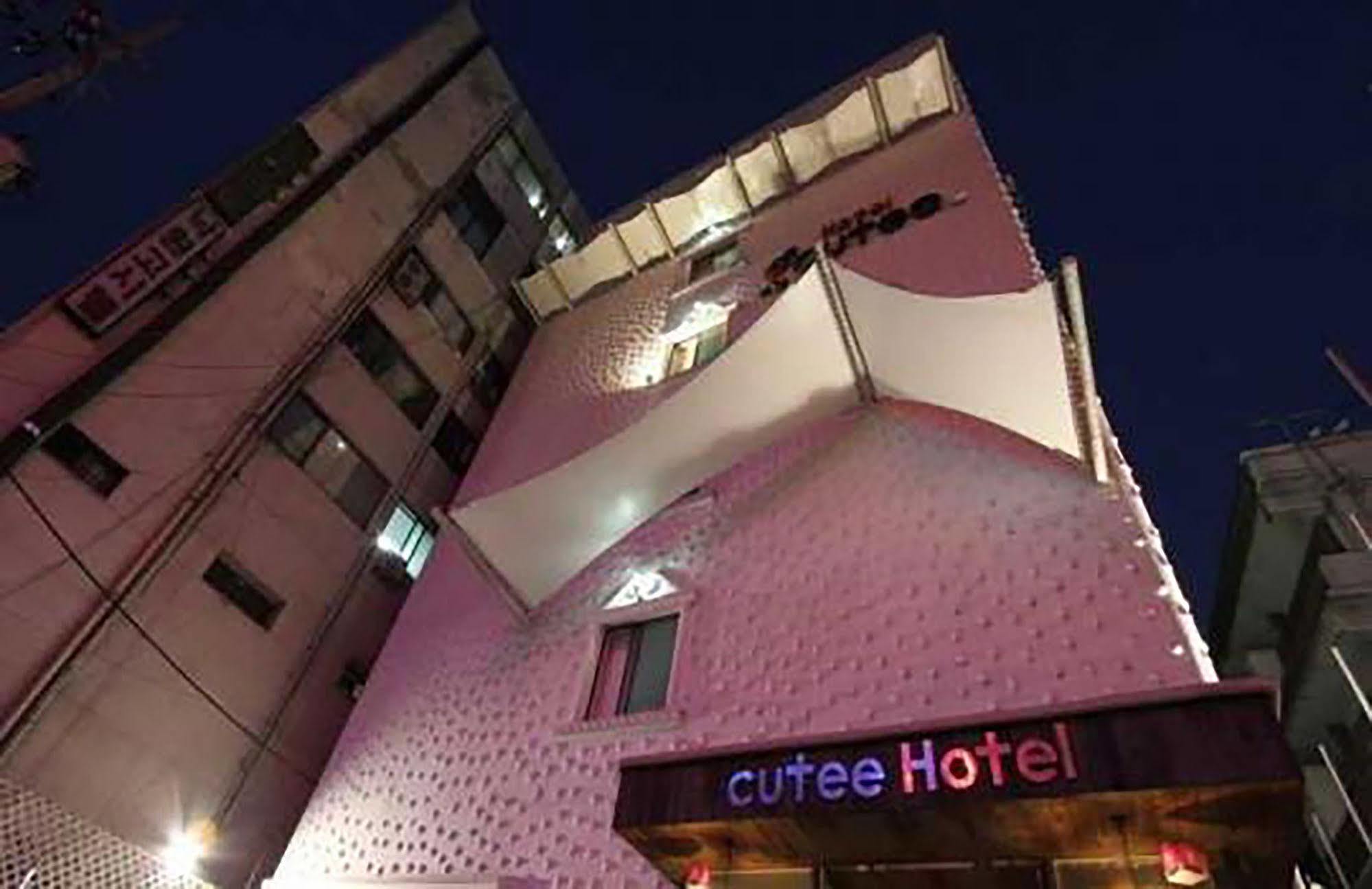 Cutee Hotel Seul Esterno foto